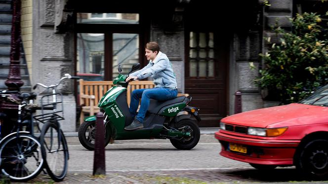 De elektrische scooter wordt steeds populairder