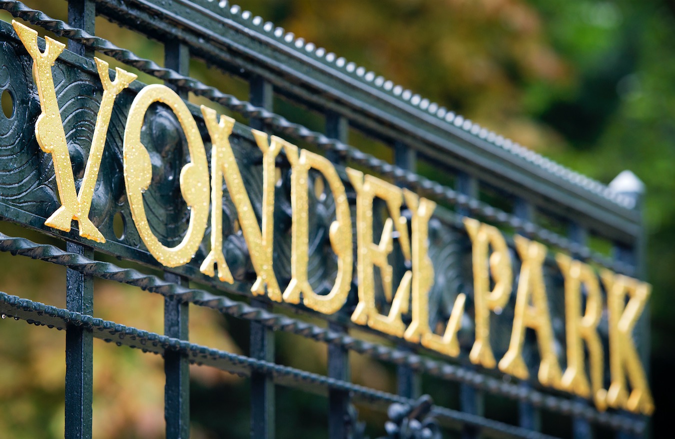 'Illegale' schommels in Vondelpark verwijderd